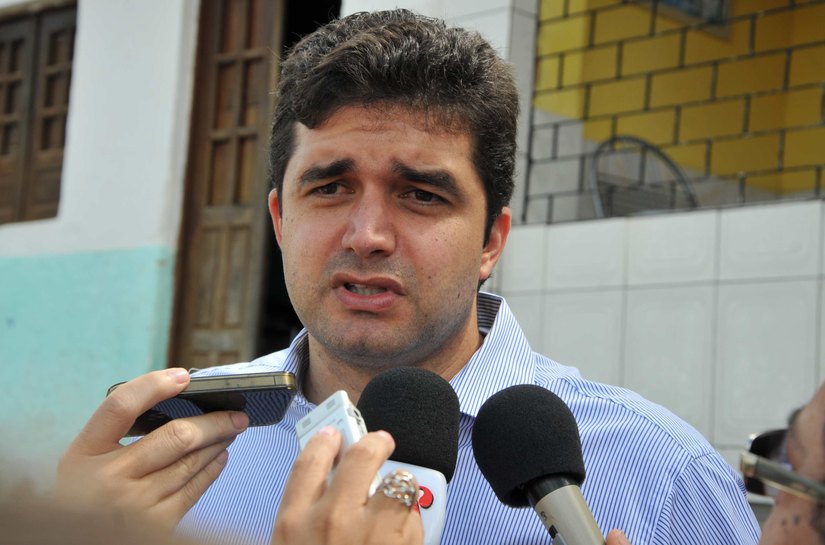 Rui inaugura três novas creches em Maceió nesta quarta