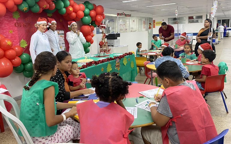 Oficina de culinária natalina leva sabor e acolhimento à Pediatria do HGE
