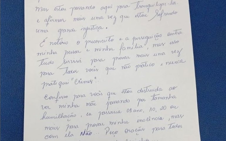 Deolane Bezerra publica carta sobre prisão: 'Exquece que a mãe ta enjaulada'