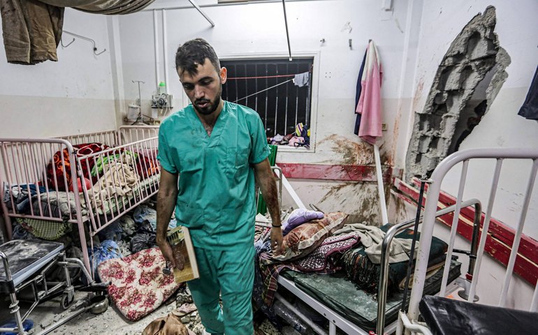 Israel invade maior hospital de Gaza e afirma ter matado comandante do grupo terrorista Hamas