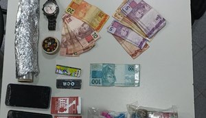 Mulher e dois homens são presos por vender drogas durante evento em Poço Verde / Foto: Foto: Polícia Militar/SE