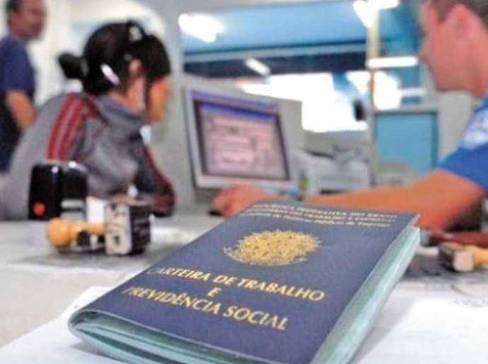 Sine oferta mais de 800 vagas de emprego para capital e interior