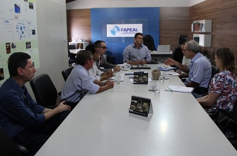 Fapeal e Uneal avaliam implantação de Doutorado Interinstitucional