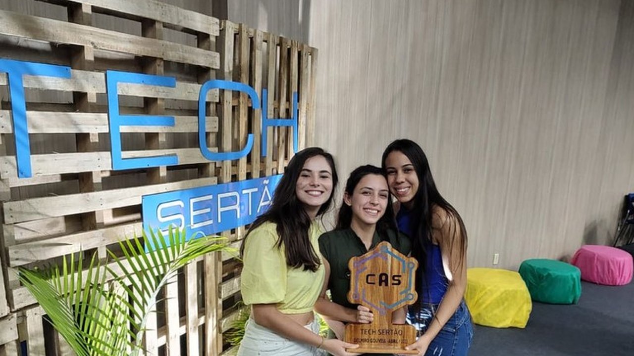 Estudantes da Ufal colaboram no desenvolvimento de aplicativo para corrigir postura corporal