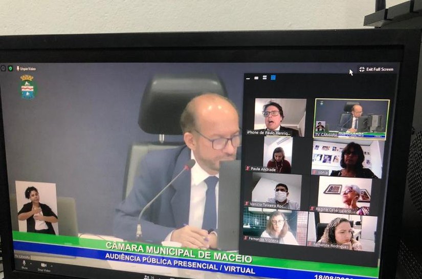 Secretaria presta contas da aplicação dos recursos dos SUS na Câmara Municipal