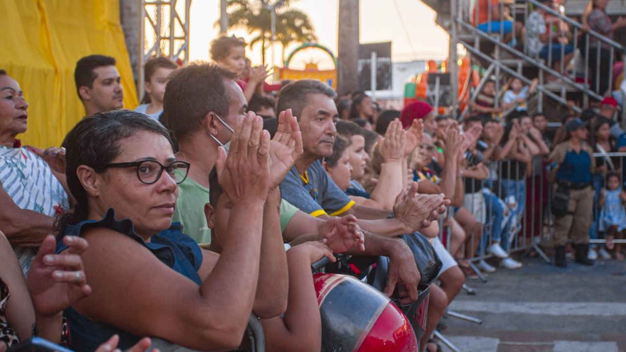 Volta do tradicional desfile de Emancipação de Arapiraca encanta e emociona público