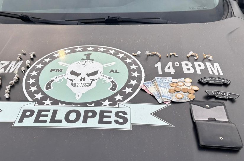 PM-AL apreende drogas em Messias e recupera motocicleta em Maceió