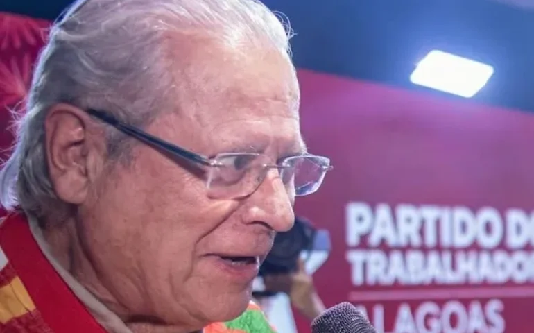 José Dirceu visita Maceió, palestra para militância do PT e aposta em Renan Filho como governador em 2027