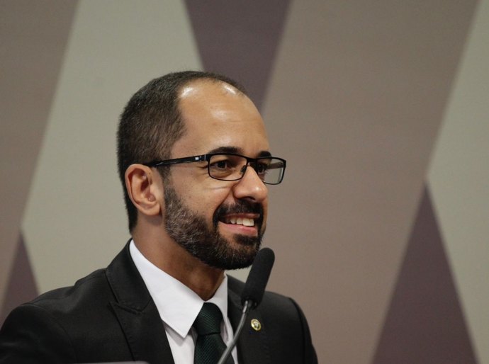 Leonardo Magalhães é aprovado pelo Senado para o cargo de defensor público-geral federal