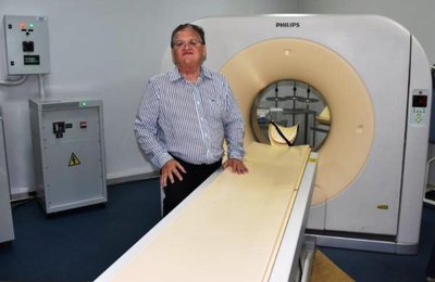 Isnaldo entrega tomógrafo do Hospital Regional de Santana do Ipanema