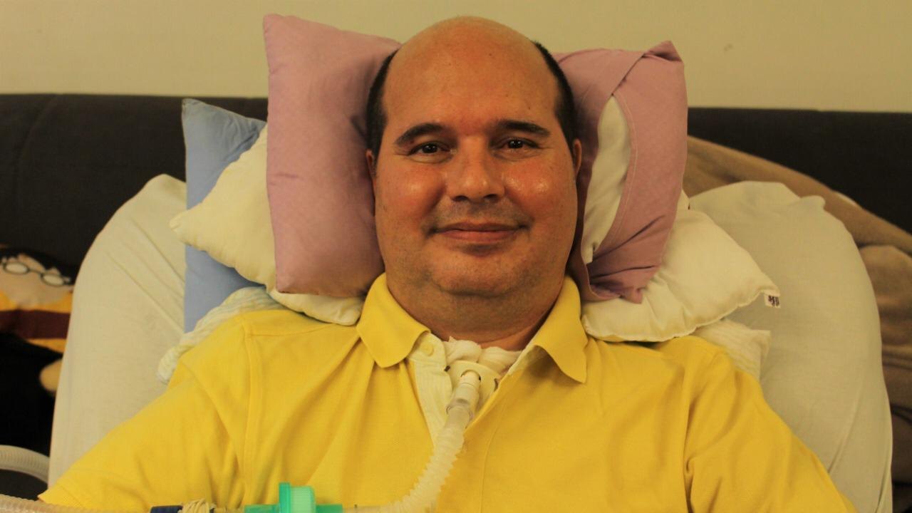 Ativista das doenças raras é protagonista de minissérie sobre Esclerose Lateral Amitrófica (ELA)