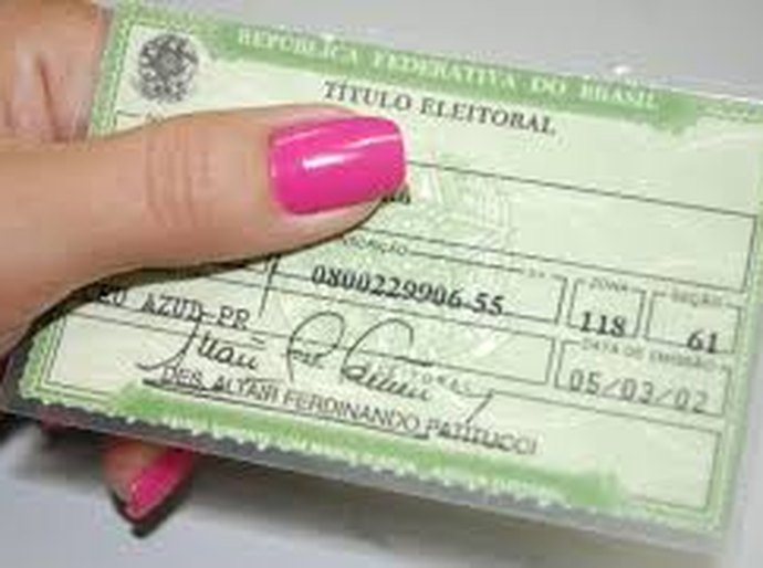 Entrega dos títulos da 33ª Zona continua no shopping Pátio