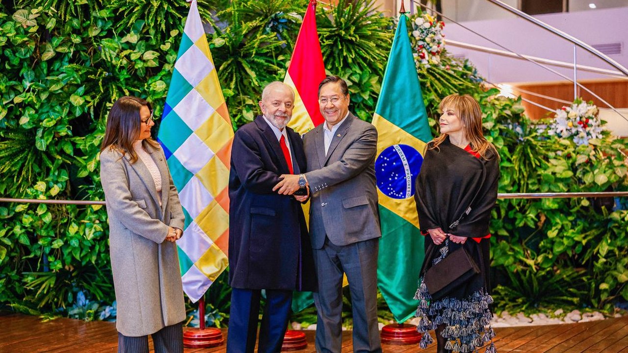 Lula destaca transição energética após encontrar presidente da Bolívia