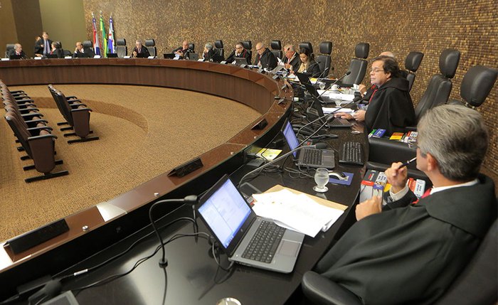 Pleno do Tribunal de Justiça de Alagoas, em sessão nesta terça-feira (23). Fotos: Caio Loureiro.