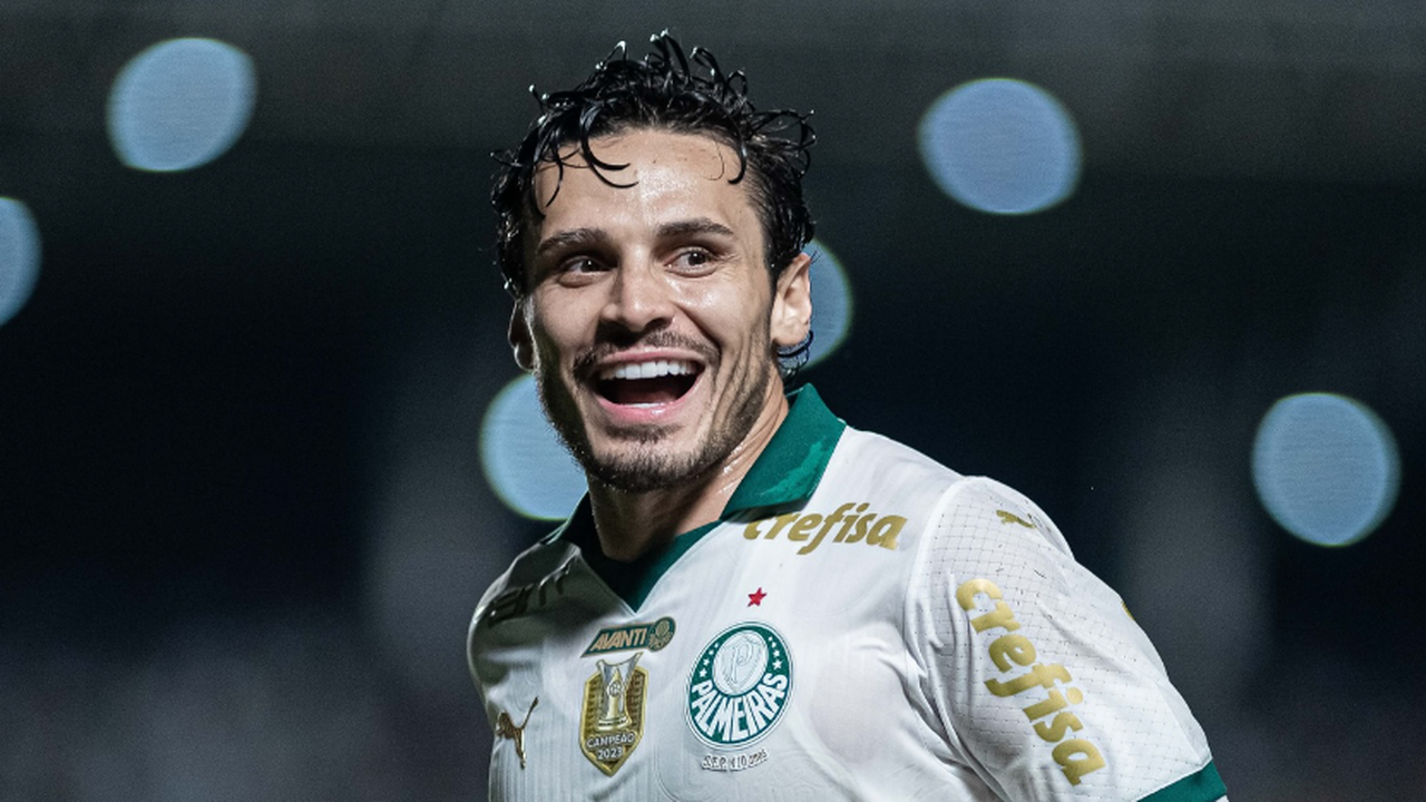 Veiga exalta bom momento do Palmeiras e foca na final com Corinthians; Gómez machuca o joelho