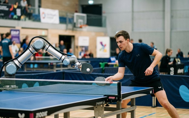 Robô da Sony vence jogadores profissionais de tênis de mesa pela primeira vez
