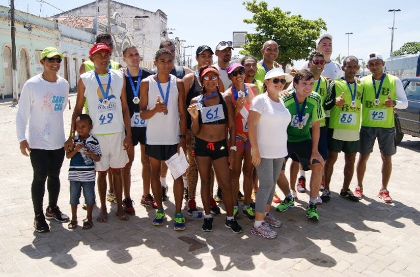Corrida do Bom Jesus de Penedo: 17 competidores cruzaram a linha de chegada