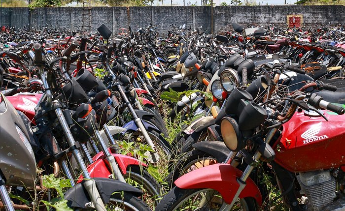 Mais de 4 mil veículos inservíveis serão leiloados pelo Detran Alagoas em julho