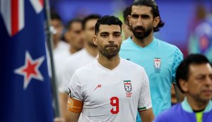 Mehdi Taremi, capitão iraniano, foi retido no aeroporto de Los Angeles
