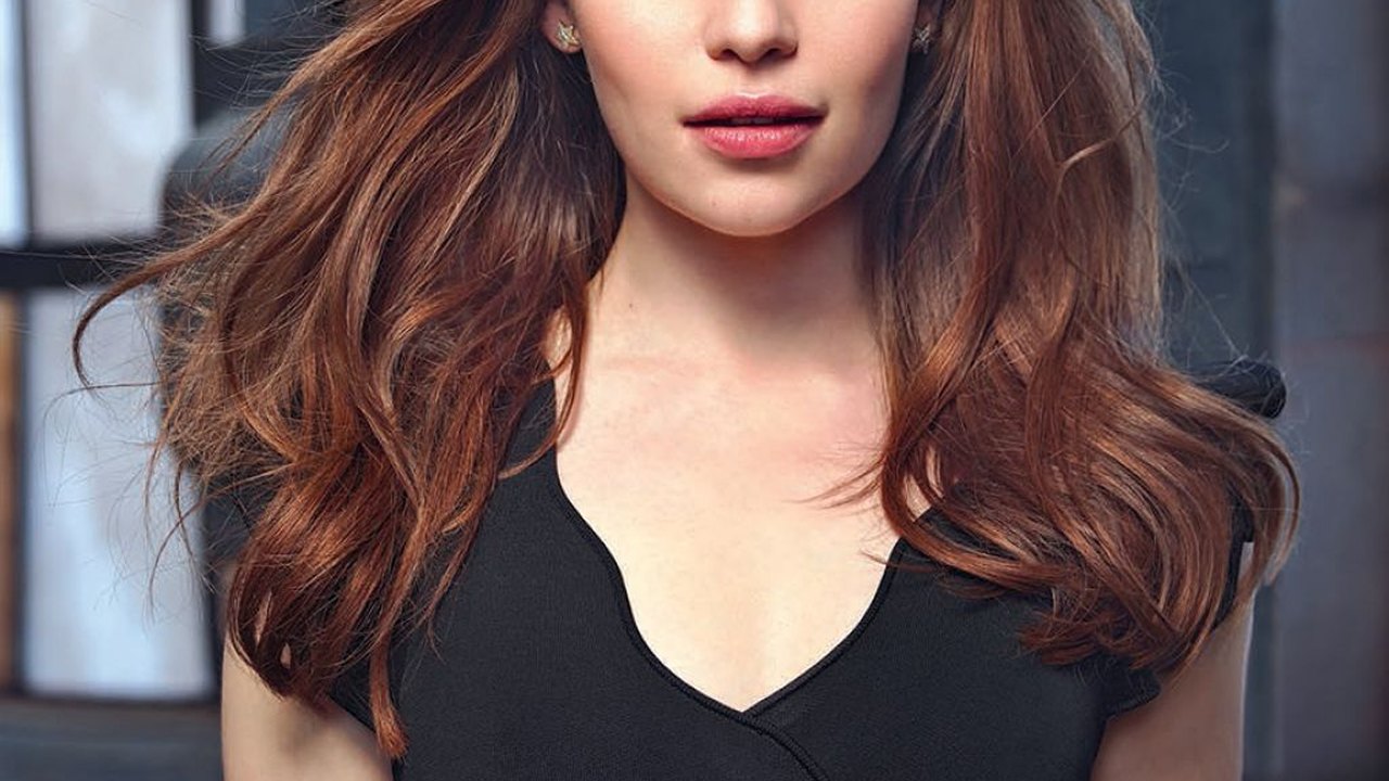 Emilia Clarke relembra aneurismas e diz que parte do cérebro ‘não é utilizável’