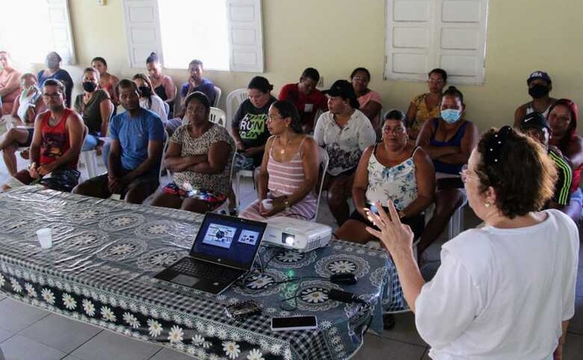 Prefeitura de Coruripe inicia série de capacitações com os ambulantes do Pontal