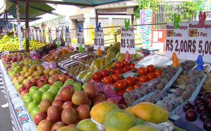 Preço da cesta básica cai no mês de novembro em Maceió, segundo dados do IPC