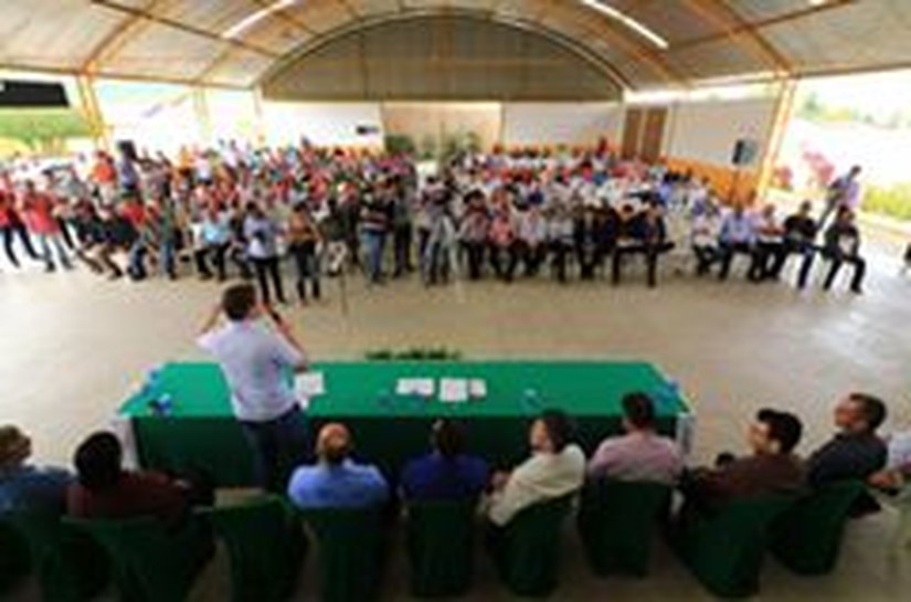 Ministro Marx Beltrão desenvolve ações pelo Sertão de Alagoas