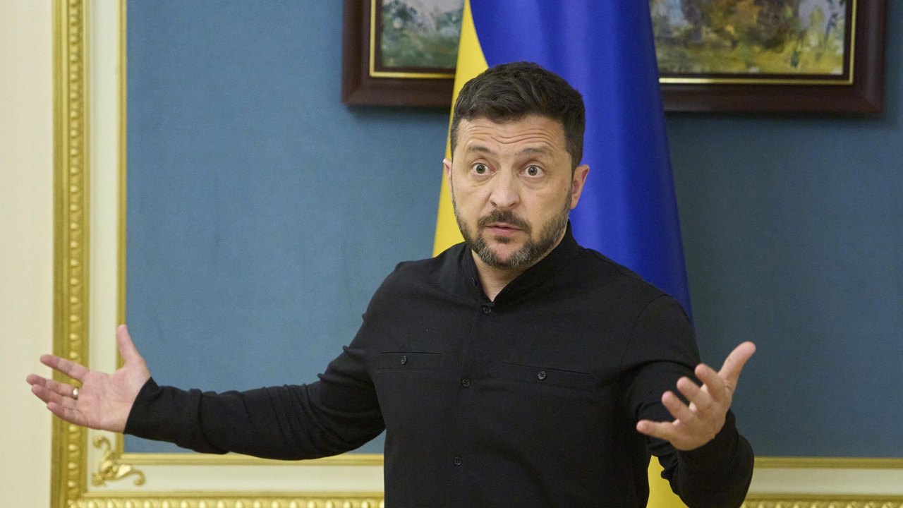 Zelensky pede à UE antecipação de parte de crédito de 2027
