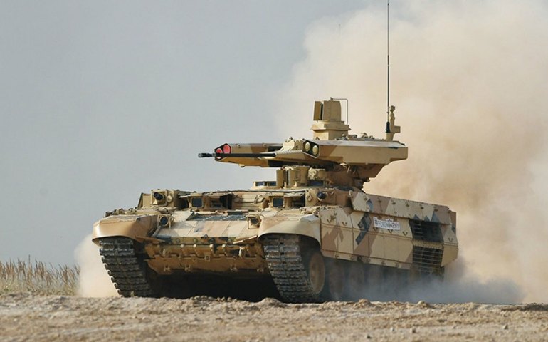 Blindado russo Terminator atinge tanques inimigos a até 4 km, diz comandante