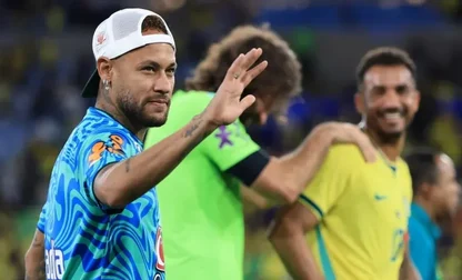 Ancelotti aguarda ressonância para saber se Neymar treina com a Seleção na próxima semana - Foto: Buda Mendes/Getty Images