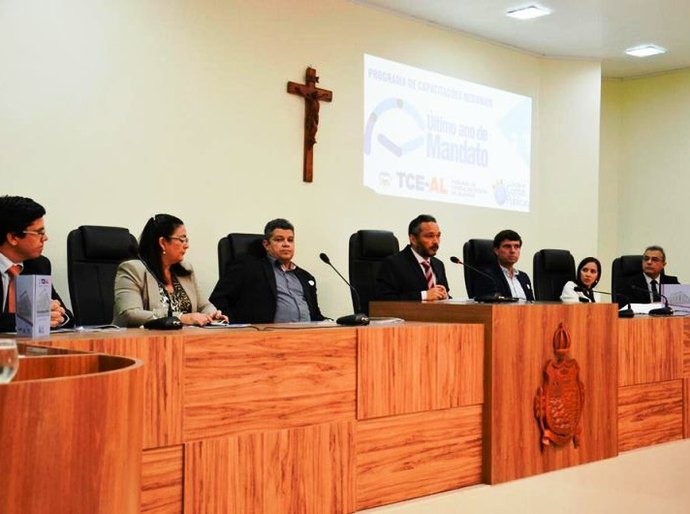 “Último ano de mandato” reúne gestores do Grupo Regional III em Penedo