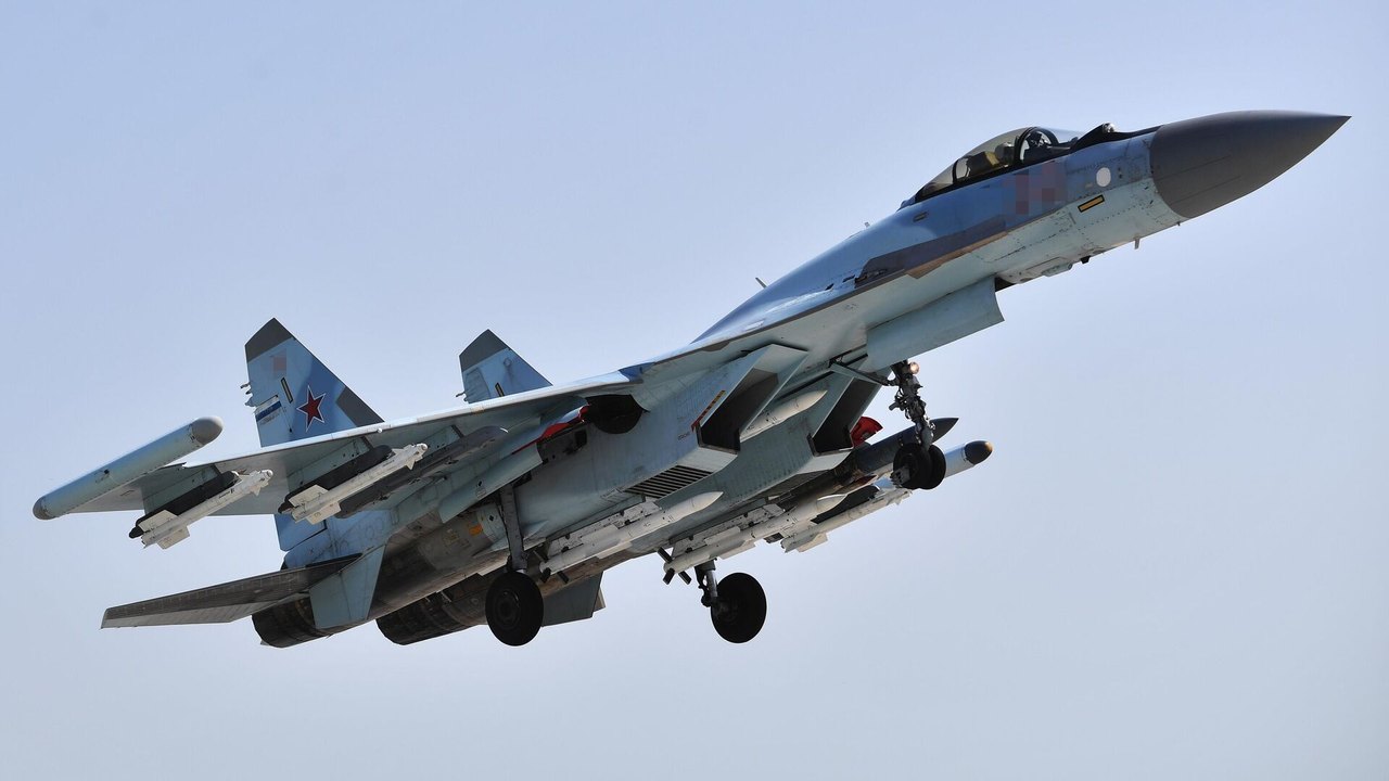Rostec: Força Aeroespacial russa recebe caças Su-35S com novos motores de controle digital