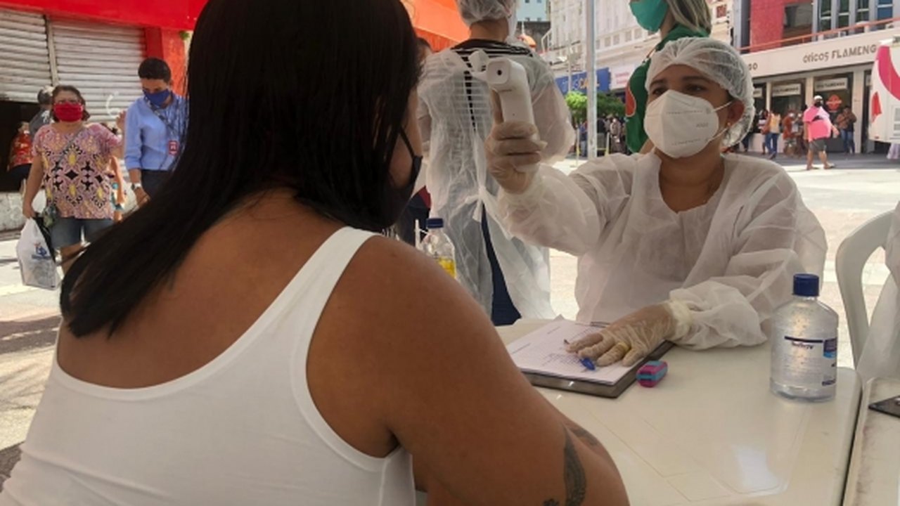Covid-19: Em 7 dias, barreiras sanitárias no Centro atendem quase 1.700 pessoas