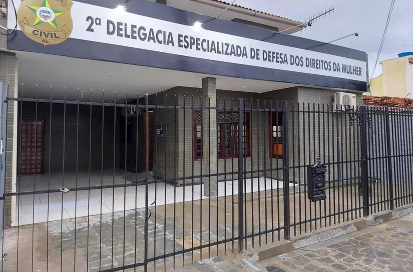 Homem é preso pela PCAL por stalking e por descumprir medida protetiva contra ex-companheira P