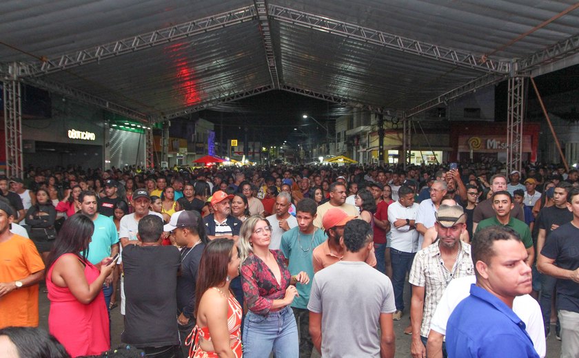 Prefeitura de Coruripe Celebra Festa do Servidor com Premiações e Shows Musicais