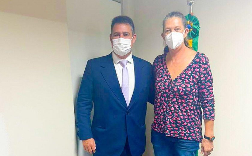 Secretário de Turismo, Esporte e Lazer discute projetos com ministra do Esporte em Brasília