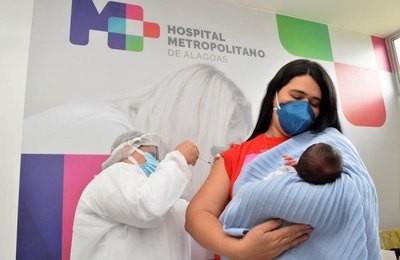 828.275 doses das vacinas contra a Covid-19 foram aplicadas em Alagoas