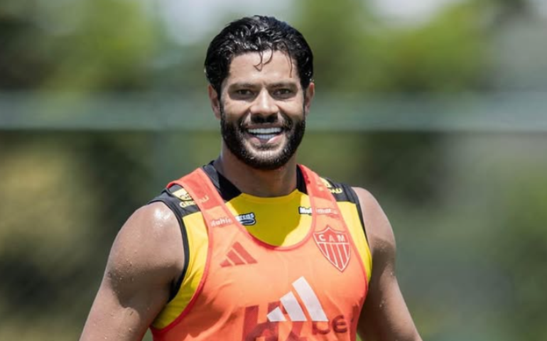 Hulk recebe sondagem de clube brasileiro e fica fora de Atlético-MG x Flamengo