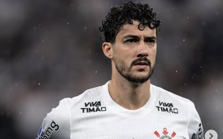 Gustavo Henrique passará por cirurgia e vira dor de cabeça para Dorival no Corinthians