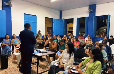 Serfi apresenta Programa Alagoas Feito à Mão e ouve artesãos do Pontal da Barra