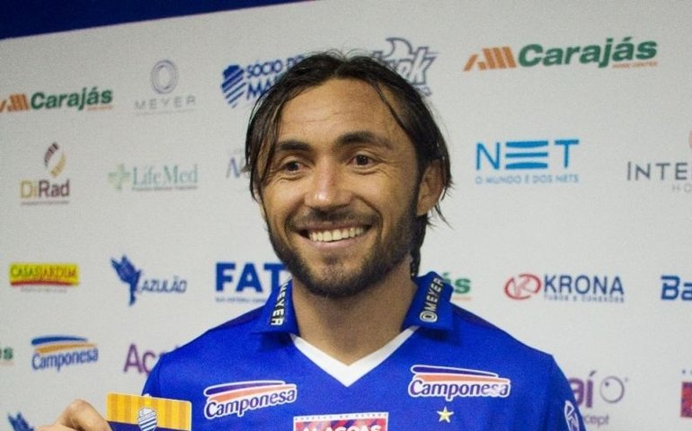 Lateral Apodi é apresentado no CT Gustavo Paiva