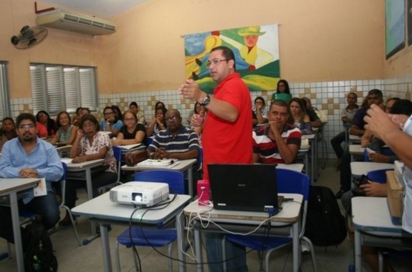 Lideranças escolares de Rio Largo e região preparam-se para início do ano letivo