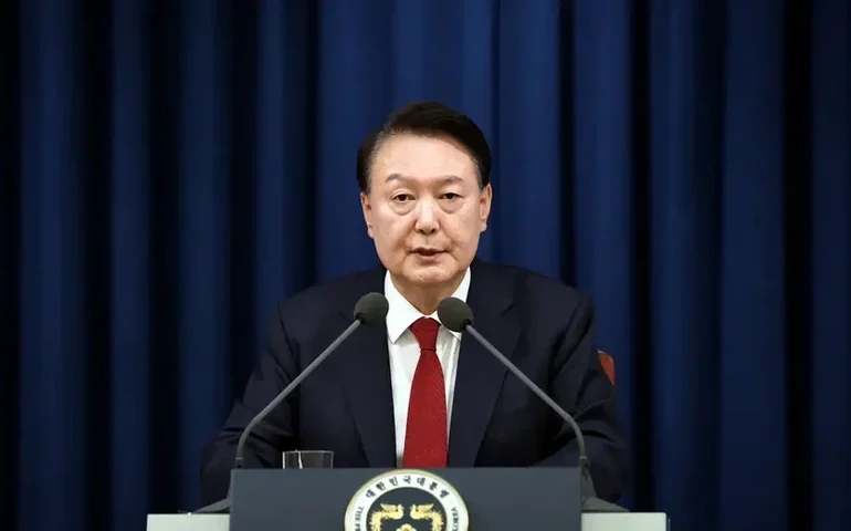 Coreia do Sul: população protesta por prisão de Yoon Suk-yeol que está prestes a expirar