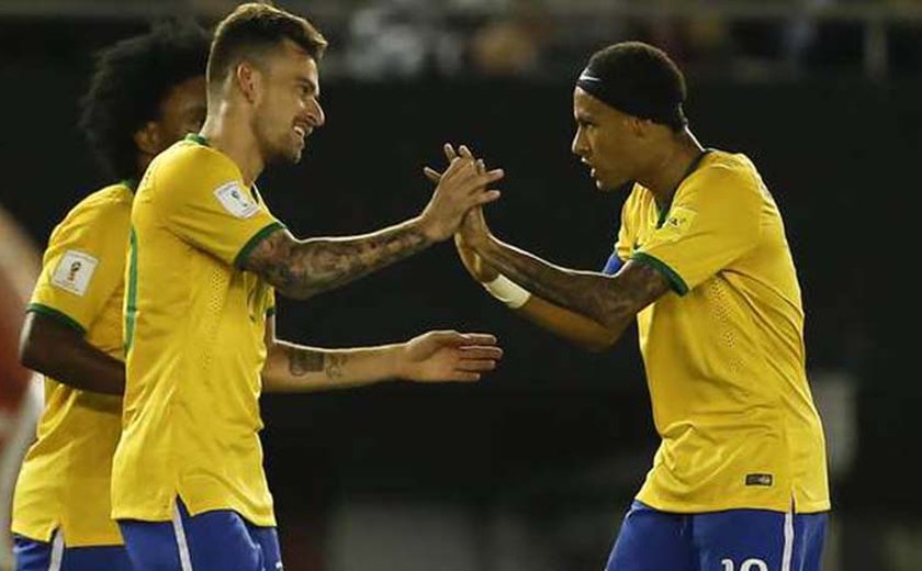 Brasil joga mal, mas arranca empate com a Argentina