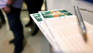Acumulada há cinco sorteios, Mega-Sena sorteia prêmio de R$ 54 milhões nesta quarta