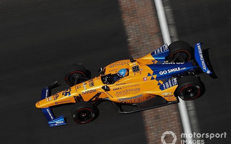 Fernando Alonso revela planos para futuro: &#8216;Fórmula 1, rali ou Fórmula Indy&#8217;