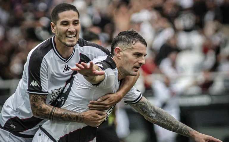 Com brilho de Payet, Vasco bate Volta Redonda e encaminha vaga nas semifinais