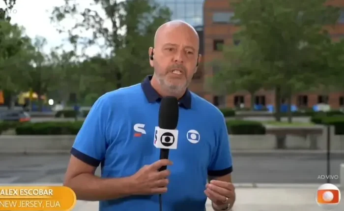 Alex Escobar precisou deixar temporariamente a cobertura da Copa após passar mal durante participação ao vivo na TV Globo