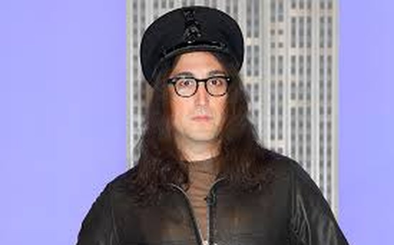 Sean Ono Lennon recebe ameaças de morte após criticar livro do príncipe Harry