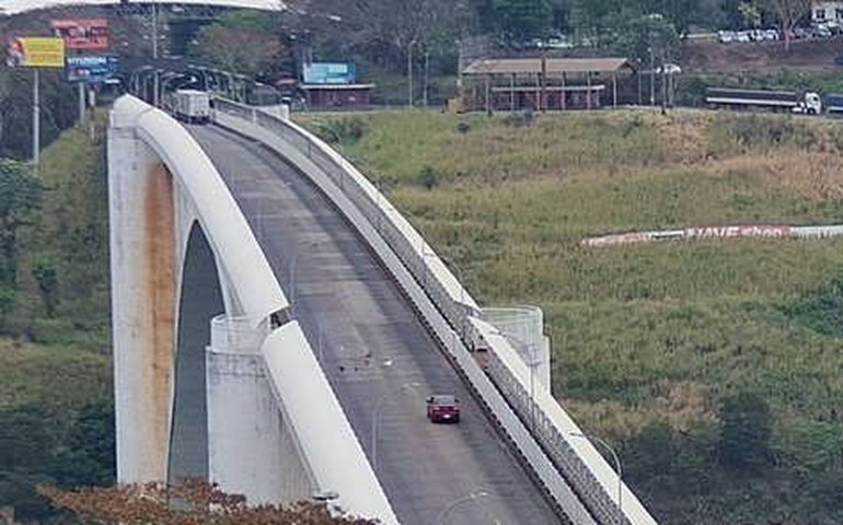 Governo reabre fronteira com o Paraguai